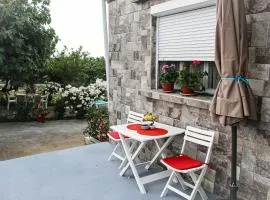 Archontia House