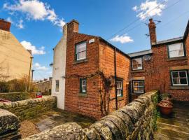 Cosy 2-Bed Cottage with Log-Burner and Garden, hotell sihtkohas Belper