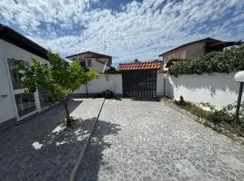 Relax House Landriana
