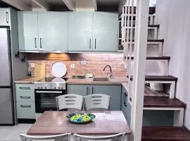 Petra Home II Pyrgi