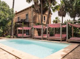 Villa Station by Cassai, hotel a ses Salines