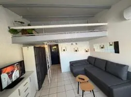 Studio mezzanine