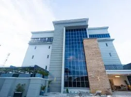 Dodos Hotel Services