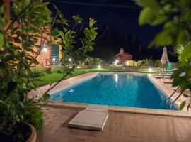 Poggio Montali, hotel v destinaci Monte Roberto