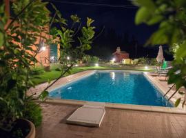 Poggio Montali, farm stay in Monte Roberto