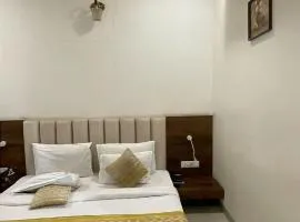 Hotel moon palace