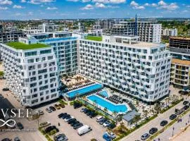 NOVSEE Infinity Pool & SPA