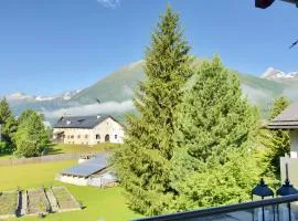 Alpine Home with Lounge - 10 min from St Moritz
