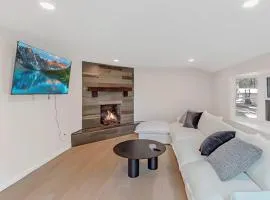 Modern 3BR With Big Kitchen & TV Rm