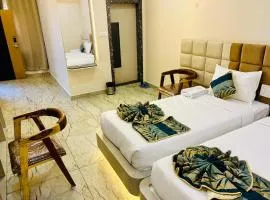 The Hotel Emerald