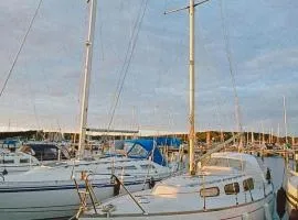 1979 Swedish Classic - Sleep Aboard in Gothenburg
