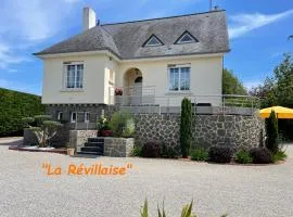Proche mer, Cour privée et Grand Jardin clos - 2 à 5 personnes