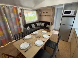 Mobil home 6 pers, dans Camping 4 Etoiles, 3ch, grande terrasse couverte