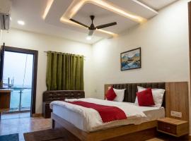 Hotel Padma Residency, hotel em Datia