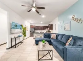 Coastal 2BR 2BA Home King Bed Smart TVs A