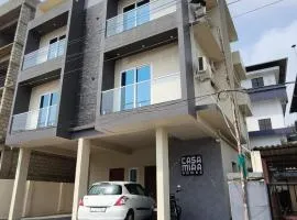 Casa Mira Homes AC Family premium Rooms with Lift access