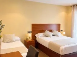 Hostal La Tina