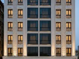 Airport Deluxe Suites Otel