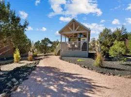 The Peaceful Pine Cabin at Rocky Rim Resort