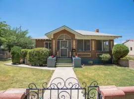 French Tea House in OldTown-Hot Tub-Pet Friendly