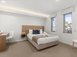 Callala Beach Modern Queen Studio