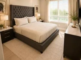 Woodland Hills Luxe Retreat 2BR with Parking