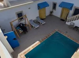 Charming Houch with pool