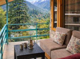 Manali में, होटल Hotel Old Manali with Balcony, Mountain and River View