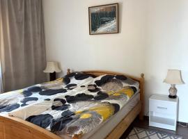 Modern Apartment with Bay View near City Center, hotel i Mariehamn