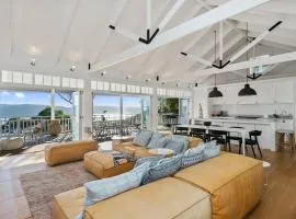 Luxury Whale Beach Escape