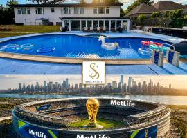 Ultimate Luxury Villa - Pool, Sauna, Hot Tub & More, hotel v destinácii Paterson