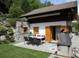 Chalet in Saclentse Basse Nendaz near Ski Area, hotelli, jossa on pysäköintimahdollisuus kohteessa Nendaz