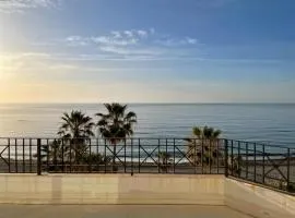 BeachLine Penthouse - SeaLine Apartments
