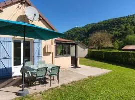 Petite maison cozy avec jardin à Syam - Jura