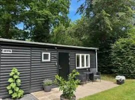 Cozy private annex near bathing lake and 30 min. from Copenhagen