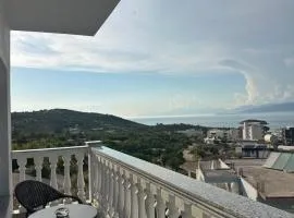 Cloud Nine Retreat, Ksamil