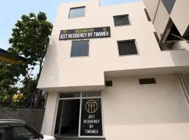 Jeet Residency By TWAMEV Near Anand Vihar Railway Station