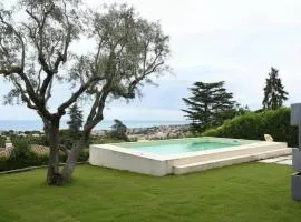 N324 - Numana, luminoso bilocale con piscina privata e giardino