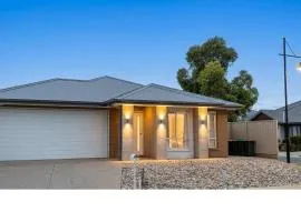 PONZ Lake Retreat - Nagambie