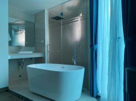 Thạch Cầu에 위치한 호텔 A3 Villa Hotel - Gia Lâm