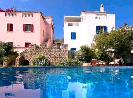 Castelli Retreat, hotel din Spetses