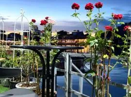 Riverside Hostel Phuket