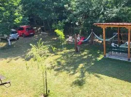Apartmani Eli SA DVORIŠTEM