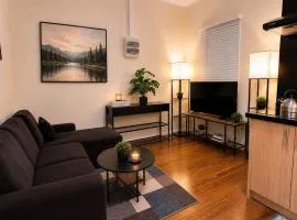 Modern 2BR Studio l AC & WiFi in Paramaribo North