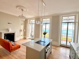 The Royal Harbour Suites - Wellington Crescent, khách sạn ở Ramsgate