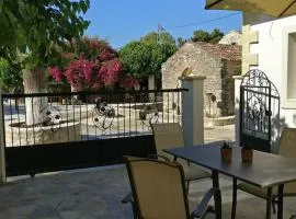 Guest House Chania 2BR BBQ Lykotripa