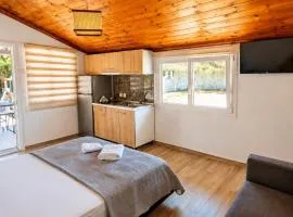 Aqua Rooms, 30μ από την παραλία Βαλτί, Συκιά Χαλκιδικής