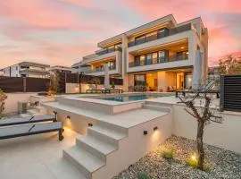 Luxury Villa Lea Magdalena 6 with Pool and Sea View