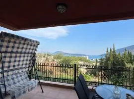 Bay View Apartment Herceg Novi with Terrace