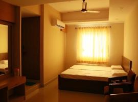 Kerala Tourist Home, hotel a Palakkad